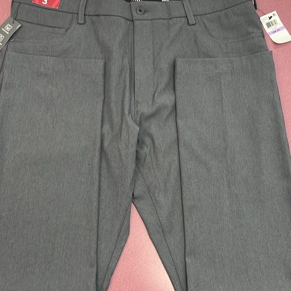 Van Heusen tech pants. Stretch. Slim fit. Flat front. Five pocket. NWT! SZ 38x32 - Picture 2 of 9